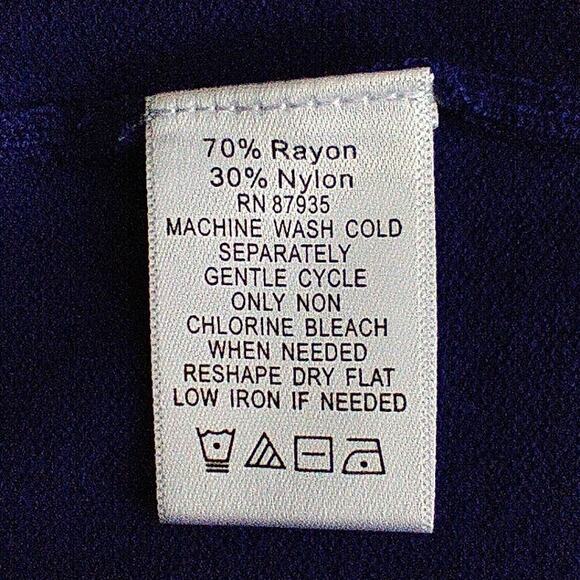 Susan Graver Women's Cardigan Sweater Size Medium Blue Long Sleeved - Picture 6 of 6